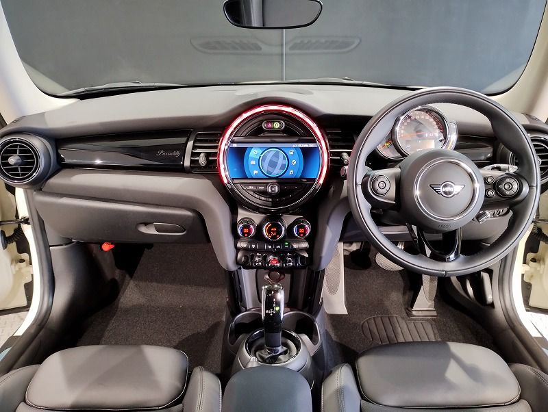 F56 MINI Cooper 3-Door Hatch LCI