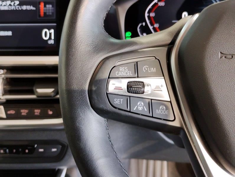 G20 320i Saloon RHD TU