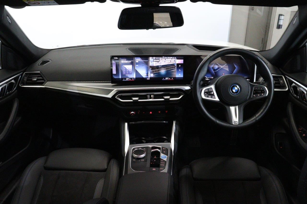 G26 i4 eDrive35 RHD