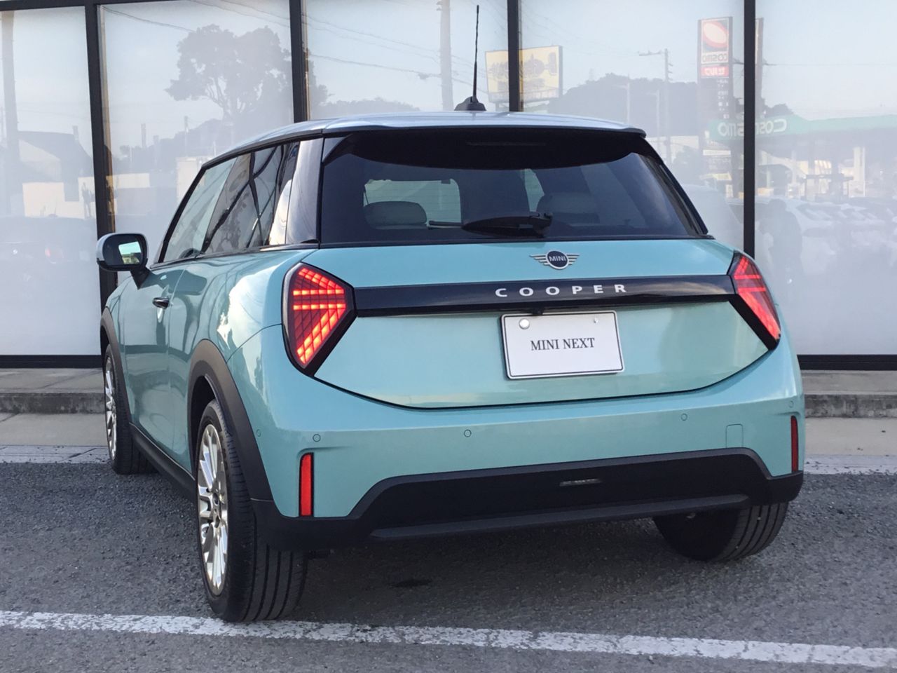 F66 MINI Cooper C 3Dr