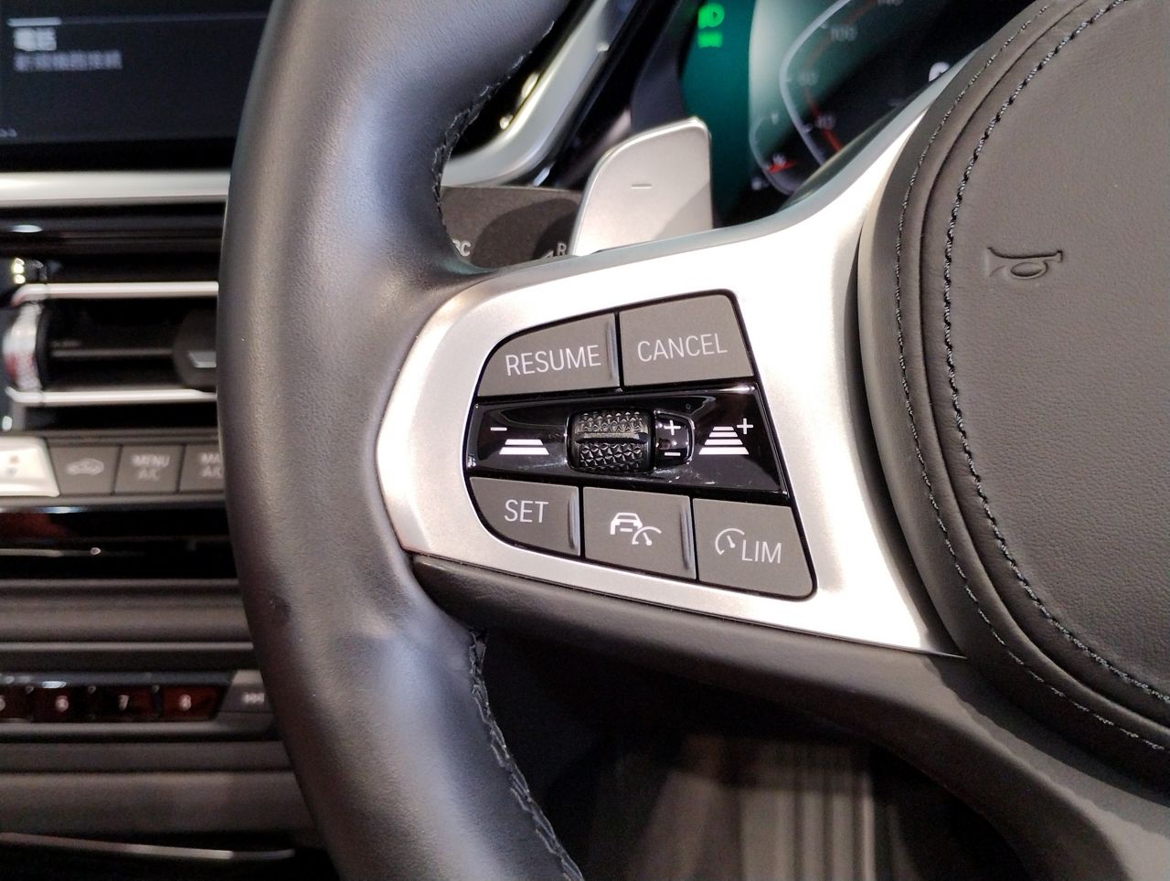 G29 z4 sDrive20i RHD