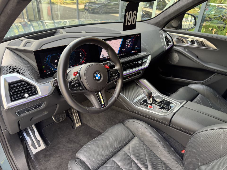 BMW XM