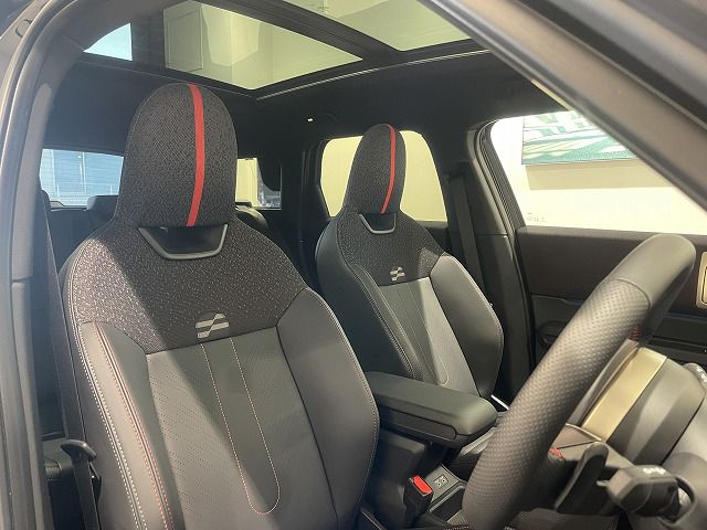 U25 MINI John Cooper Works Countryman ALL4