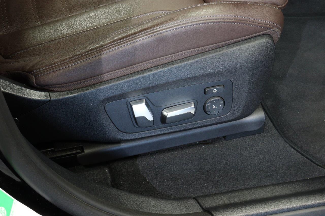 X4 xDrive20d RHD