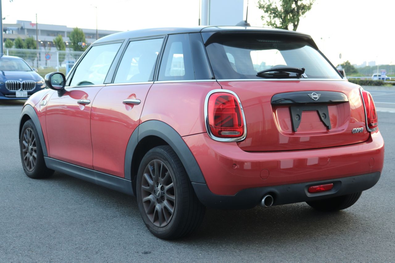 F55 MINI Cooper 5-Door Hatch LCI