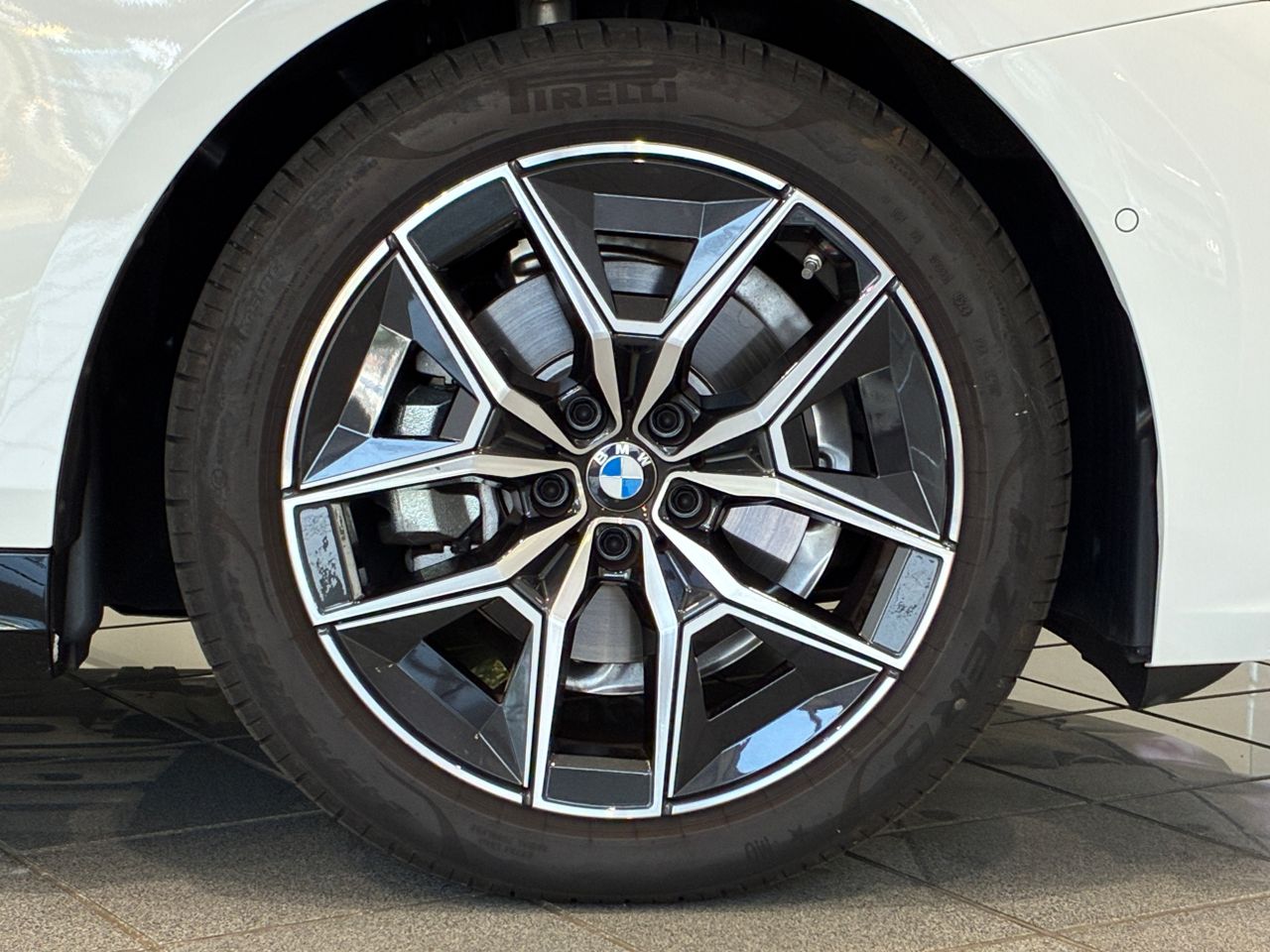 520i Sedan RHD
