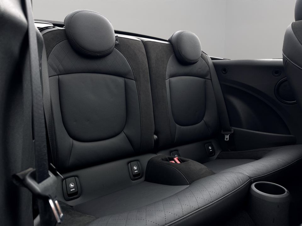 MINI Cooper Cabrio