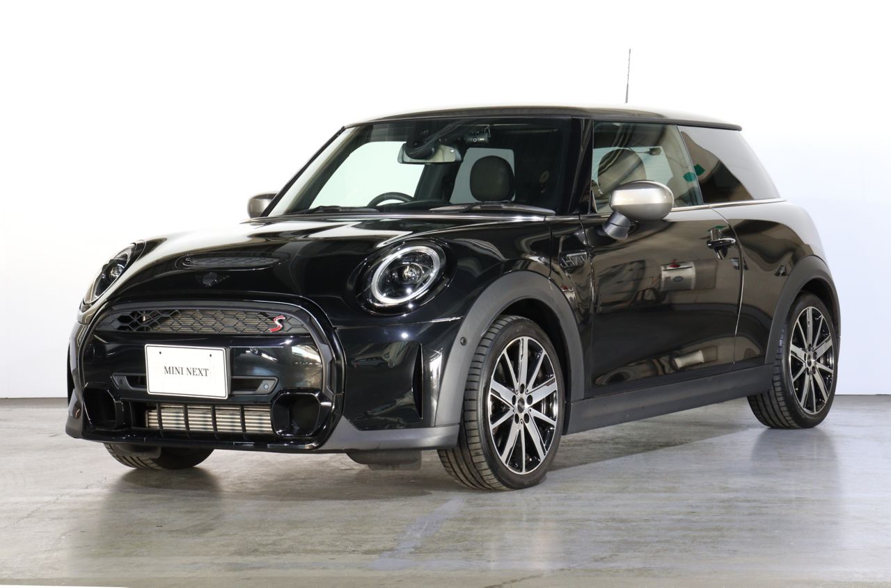 THE NEW MINI COOPER S 3 DOOR