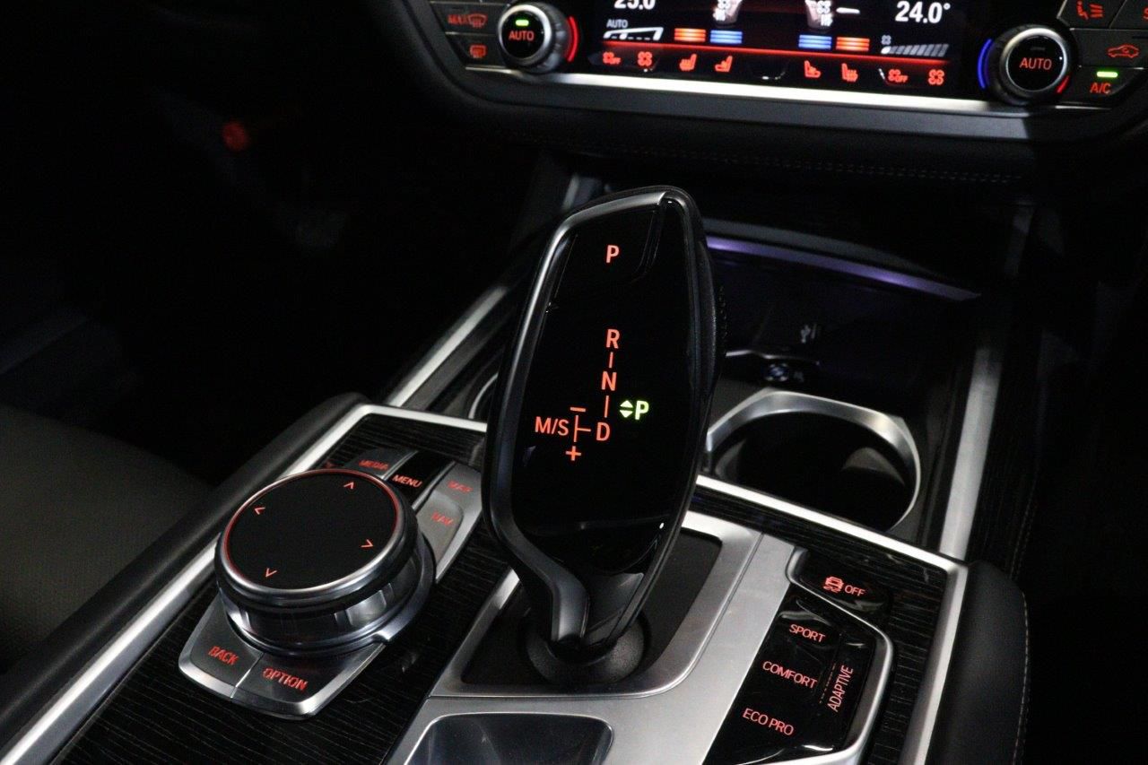 740D XDRIVE