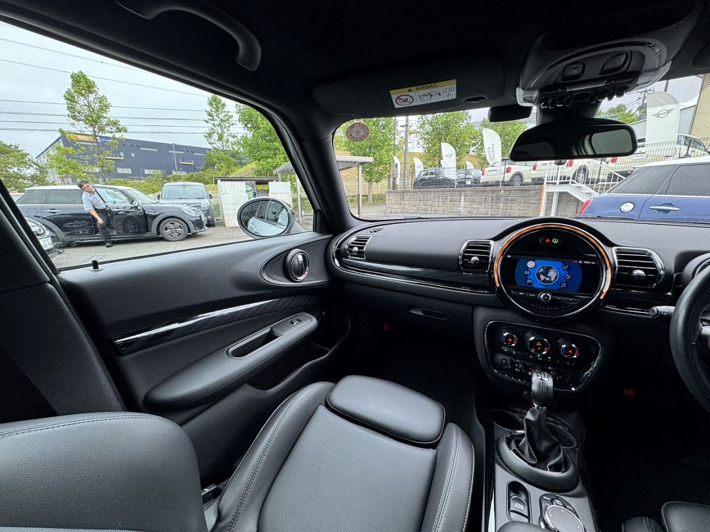 MINI CLUBMAN COOPER D
