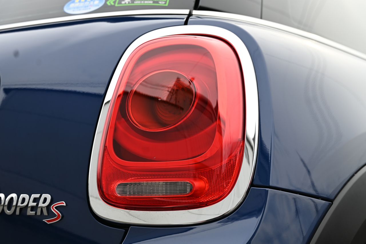 F56 MINI COOPER S