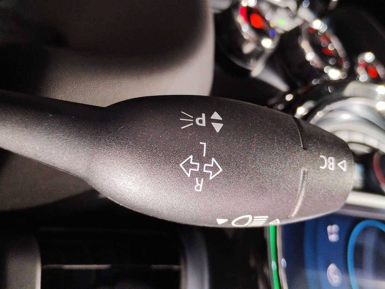 F55 MINI Cooper 5-Door Hatch LCI