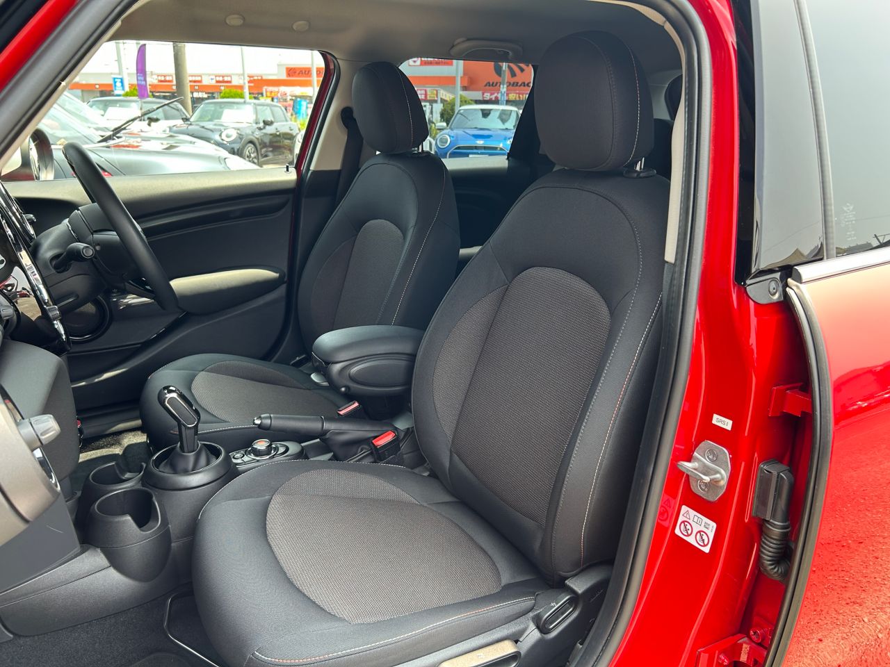 F55 MINI Cooper 5-Door Hatch LCI