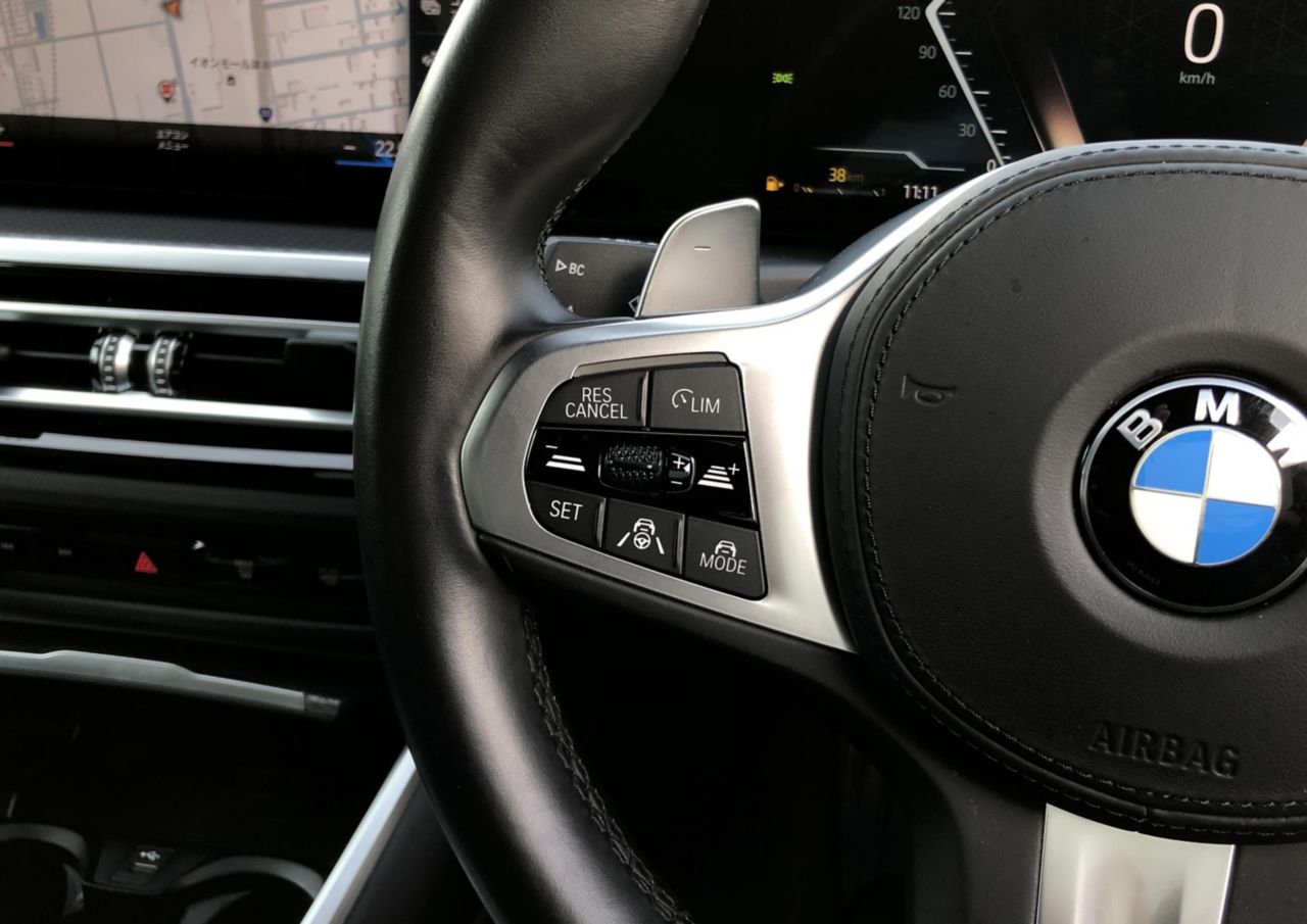 320d xDrive Berline RHD