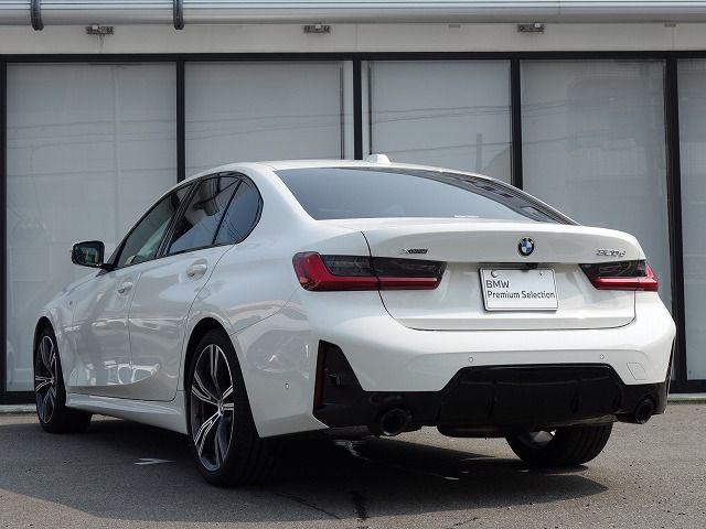 320d xDrive Berline RHD