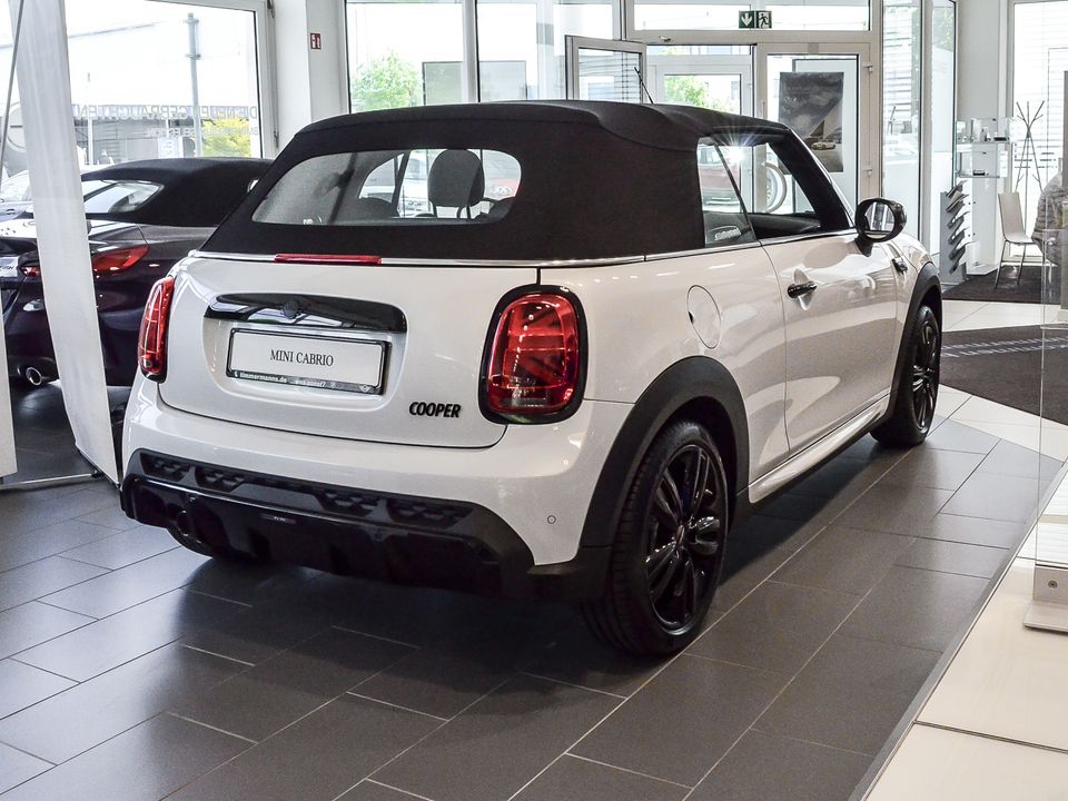 MINI Cooper Cabrio