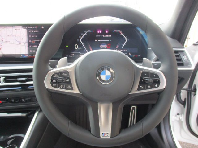 320d xDrive Berline RHD