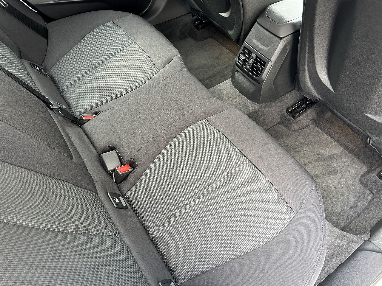 F40 118d Sports Hatch 5-door B47 2.0d