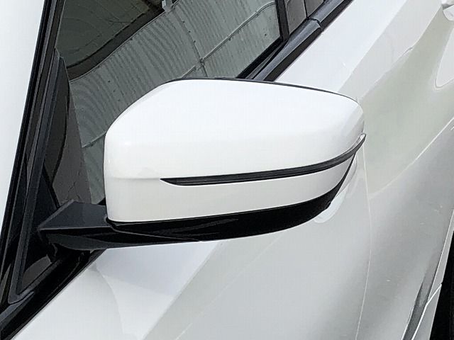 G21 320i RHD