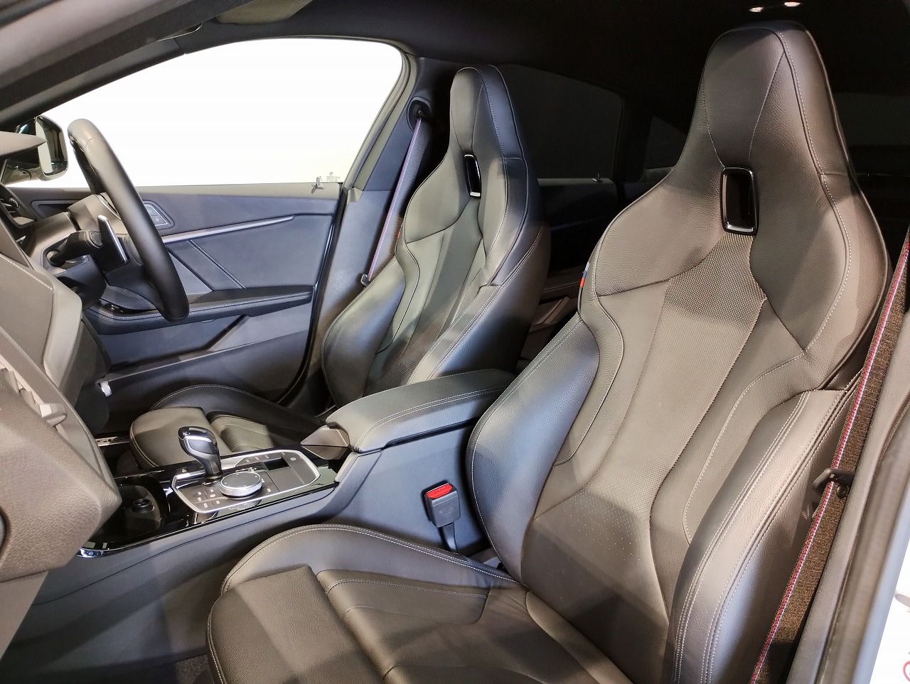 F4* **35i xDrive **** ***** B48 2.0i
