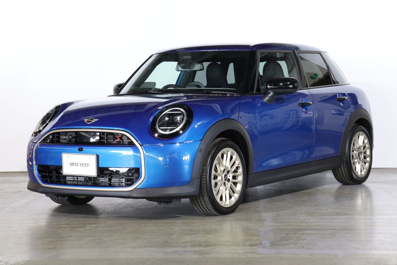 THE NEW MINI COOPER (5 DOOR) S