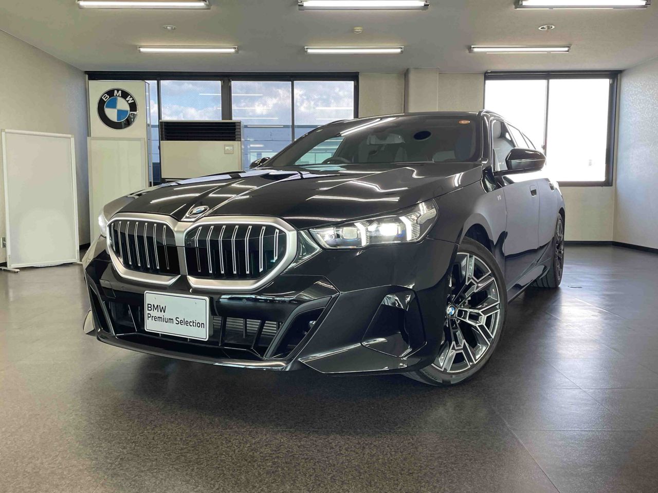 523d xDrive Touring M Sport