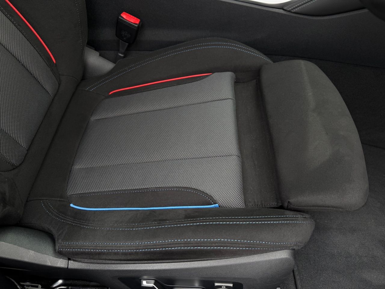 G26 i4 eDrive 40 LCI