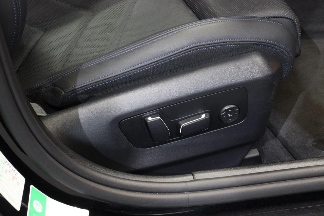 BMW i5 M60 xDrive Sedan RHD