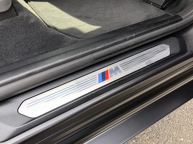 G01 X3 M40d RHD LCI