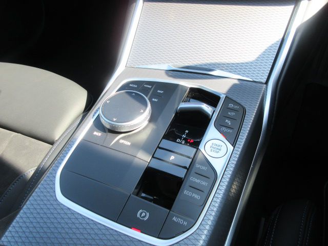 G20 320i Saloon LCI RHD MX