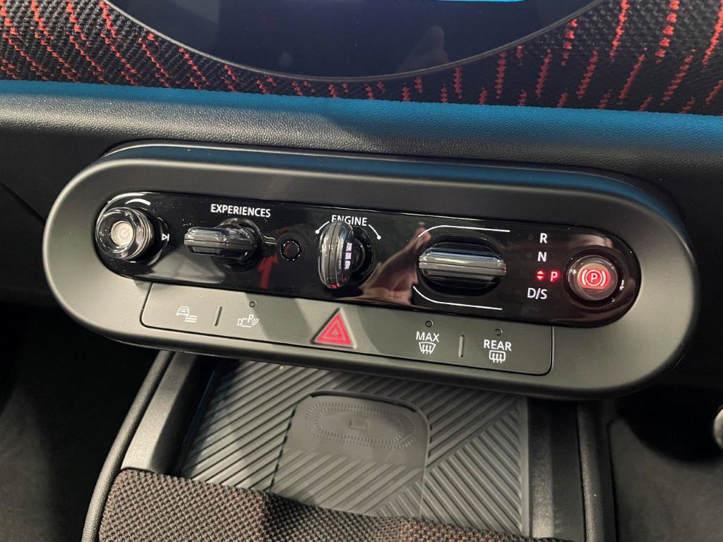 U25 MINI John Cooper Works Countryman ALL4