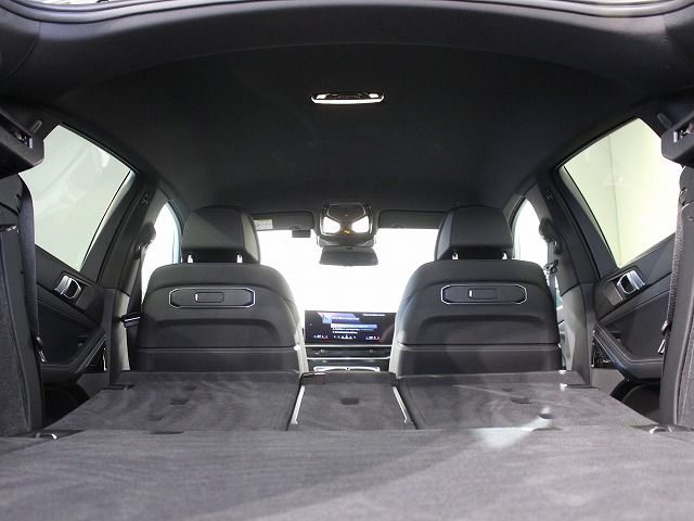 X6 xDrive30d M Sport RHD