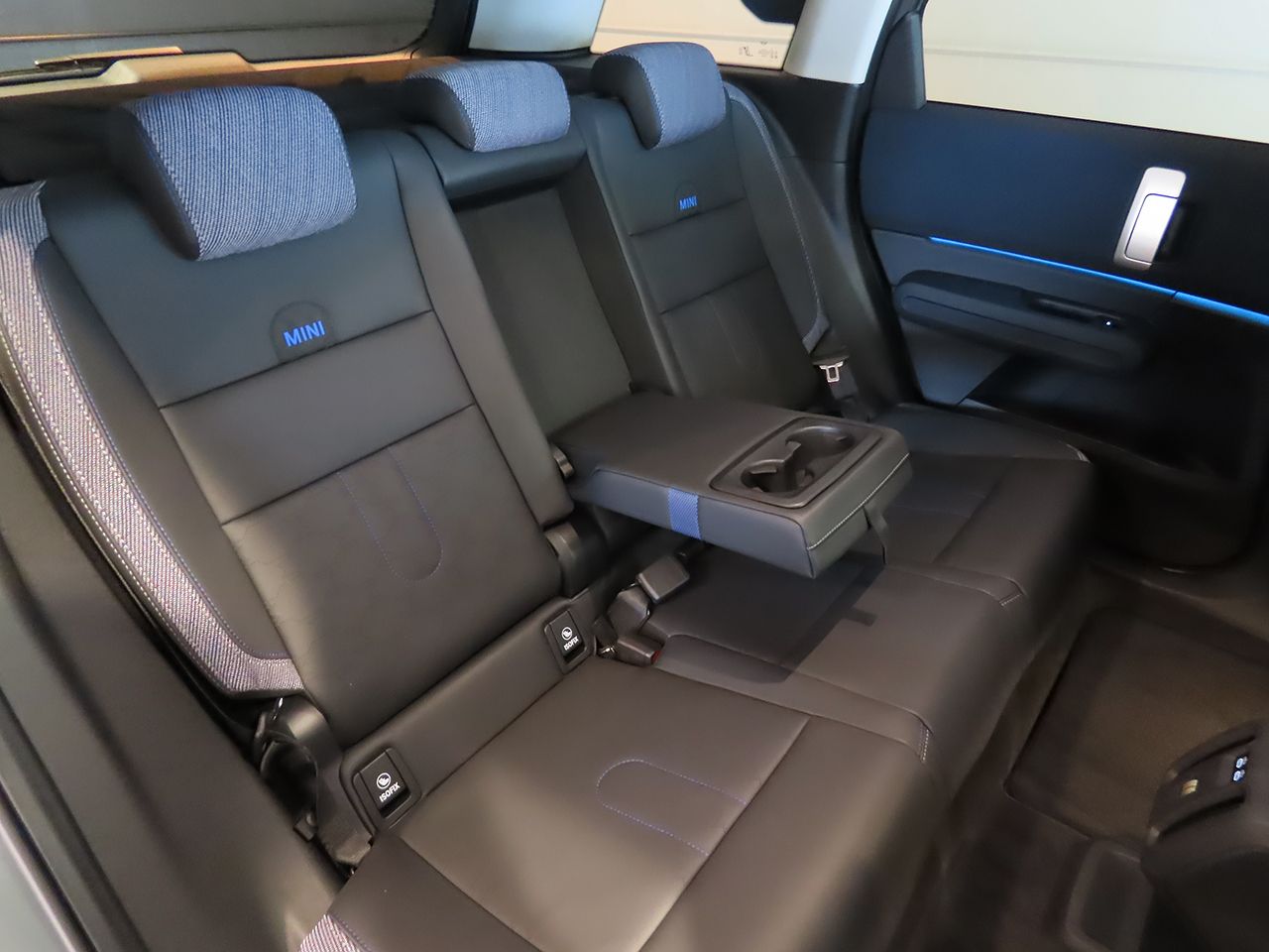 U25 MINI Countryman SE ALL4
