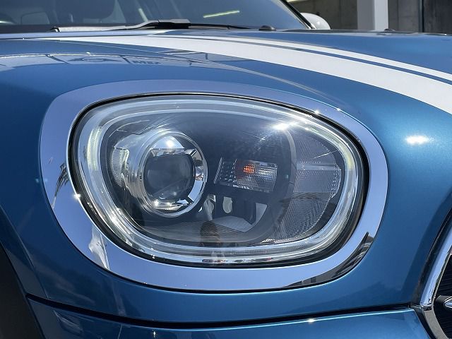 MINI CROSSOVER COOPER D