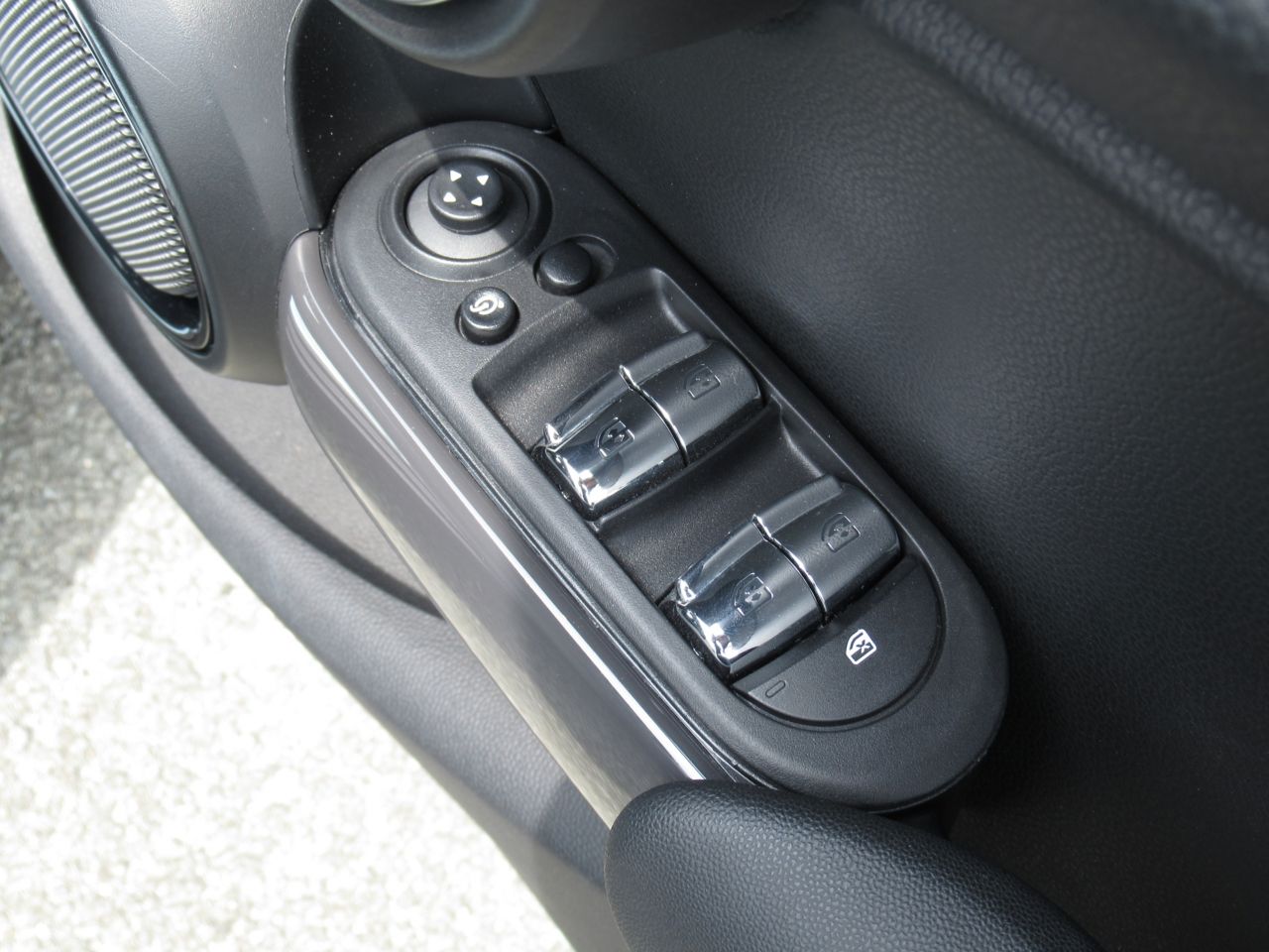 MINI F55 Cooper D 5dr Hatch LCI