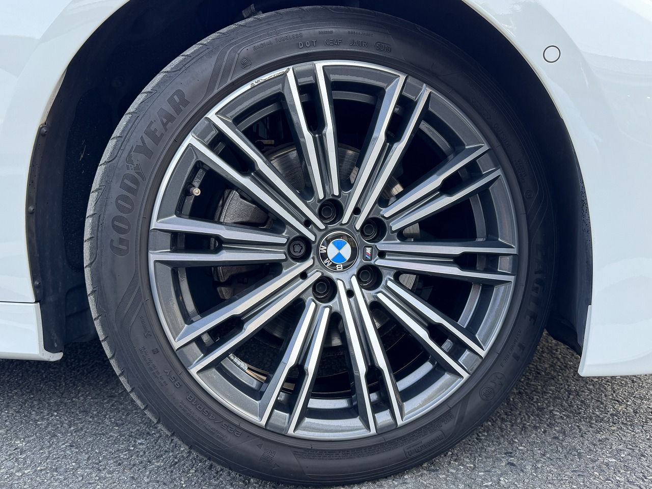 G20 320d xDrive RHD Saloon
