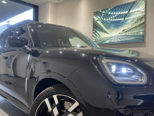 U25 MINI John Cooper Works Countryman ALL4