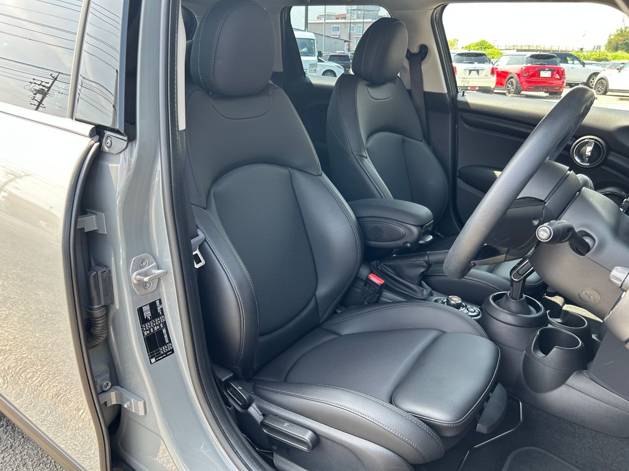 MINI F55 Cooper D 5dr Hatch LCI