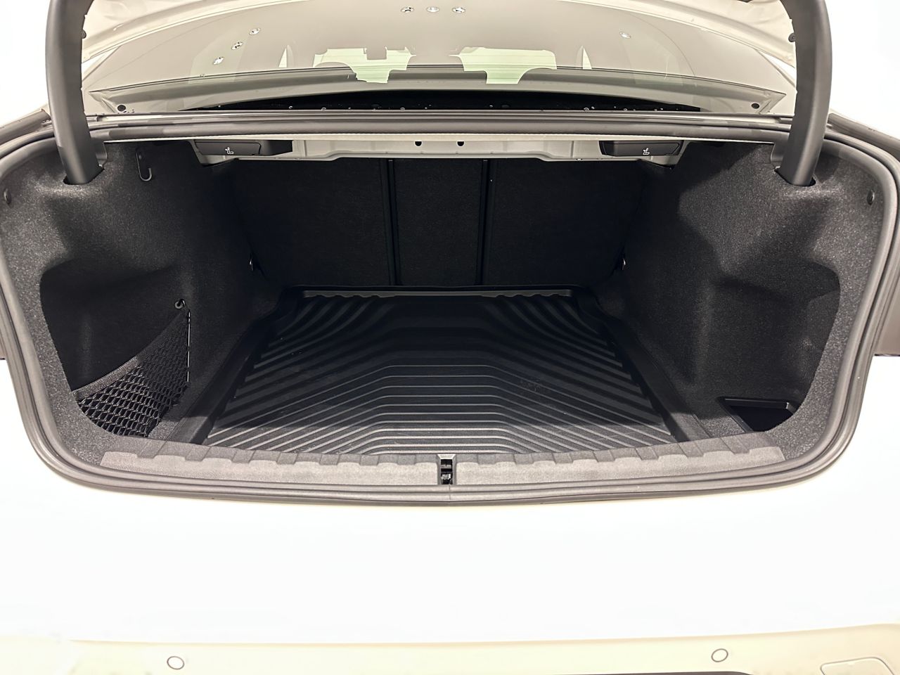 320d xDrive Berline RHD