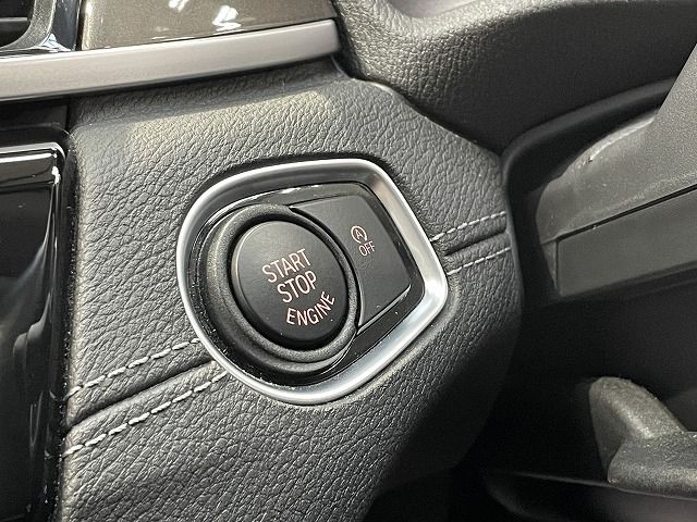 X1 sDrive18i RHD