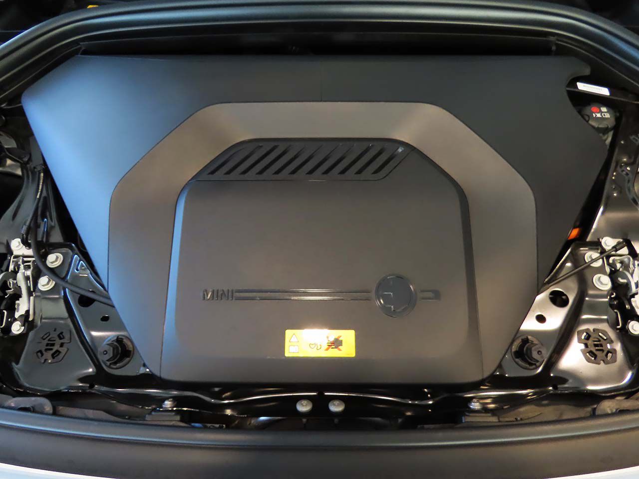 U25 MINI Countryman SE ALL4
