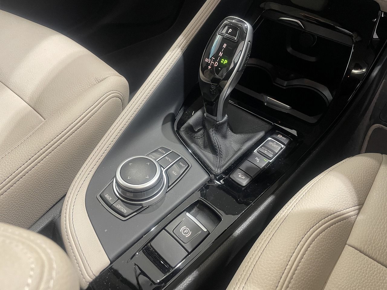 F48 X1 xDrive18d B47 2.0d LCI