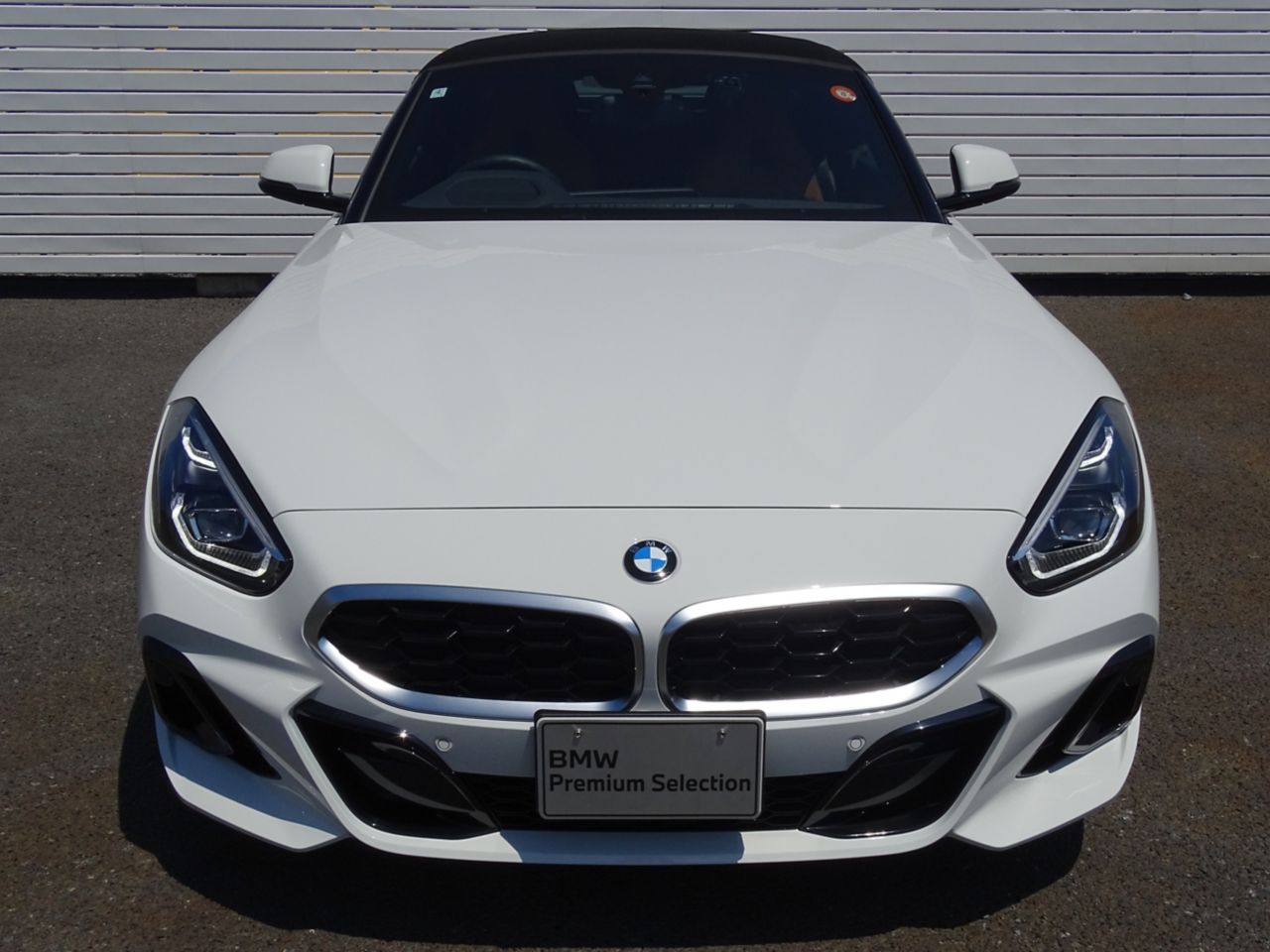 G29 z4 sDrive20i RHD