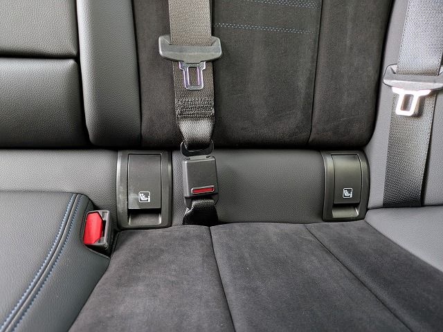 320d xDrive Berline RHD