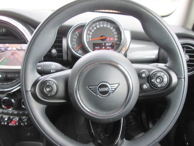 F55 MINI Cooper 5-Door Hatch LCI