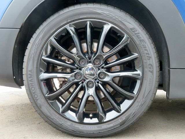MINI CLUBMAN COOPER D
