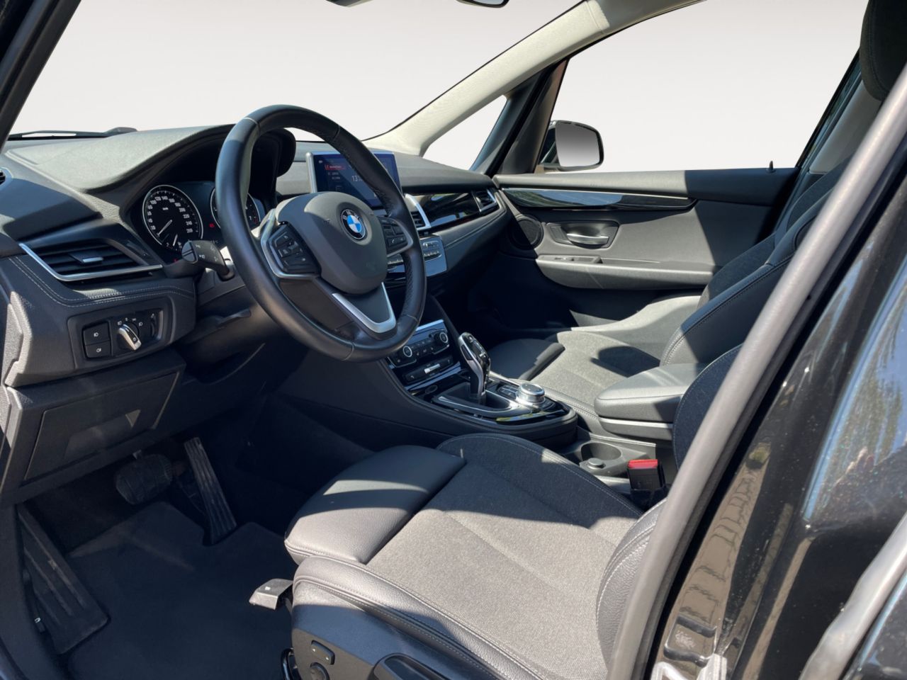 BMW 218
