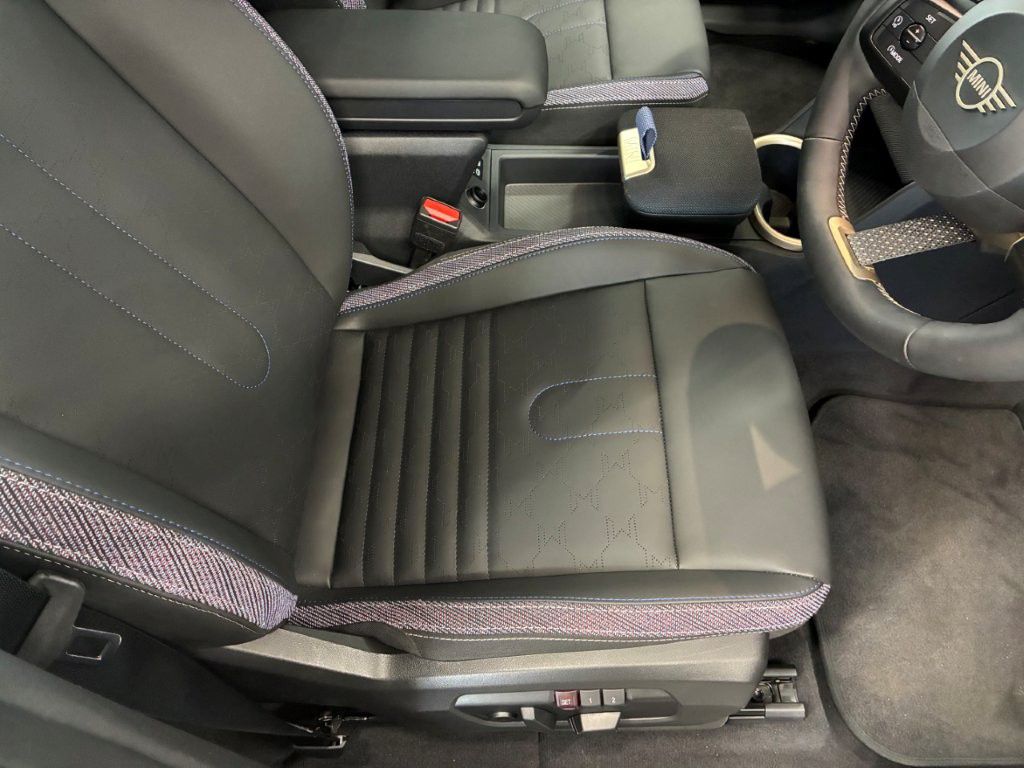 U25 MINI Countryman E