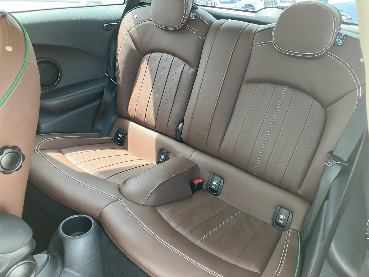 F56 COOPER S D(AT)