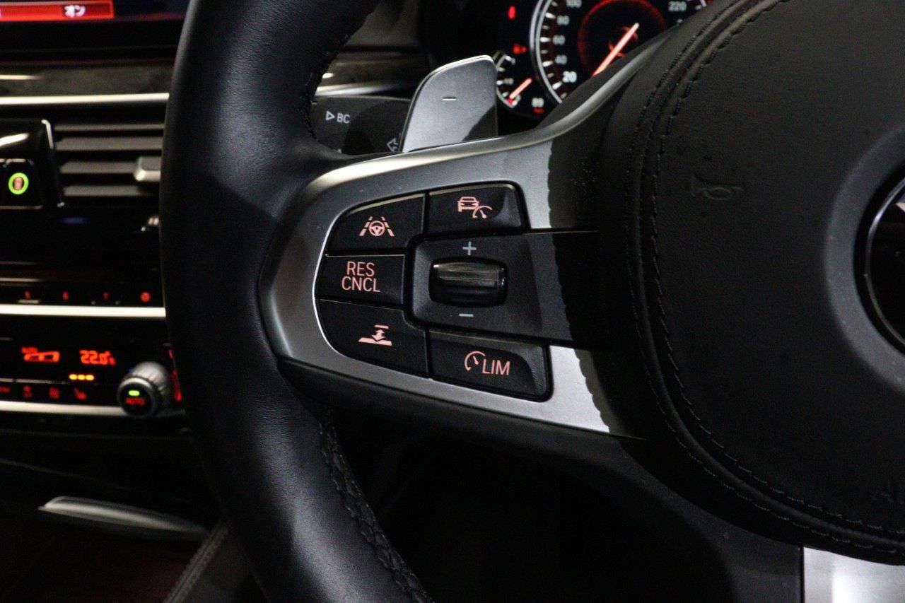 530I
